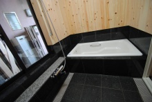 御影石＆縁甲板　仕上げ浴室